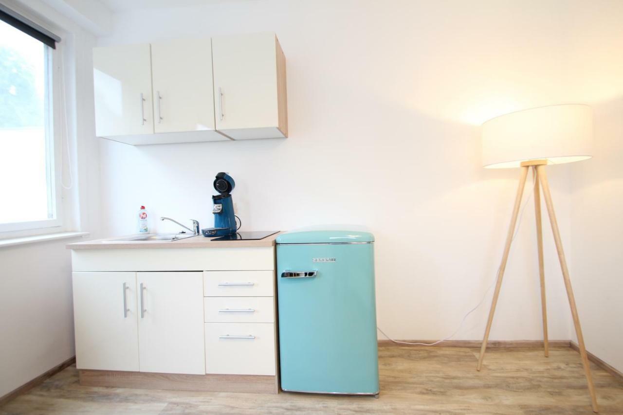 Moderne, Helle 1 Zimmer-Wohnung In Citylage Bad Urach Esterno foto