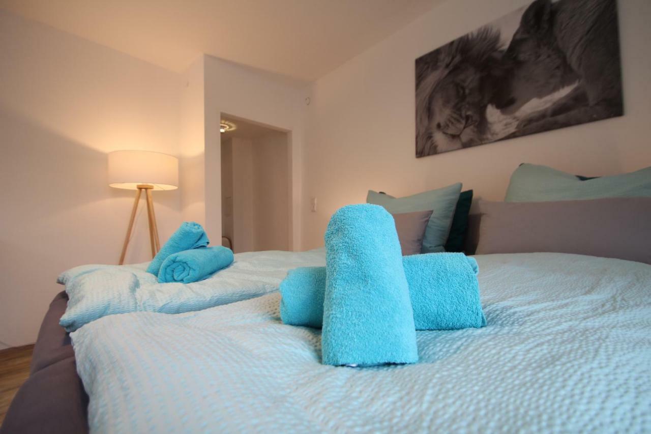Moderne, Helle 1 Zimmer-Wohnung In Citylage Bad Urach Esterno foto